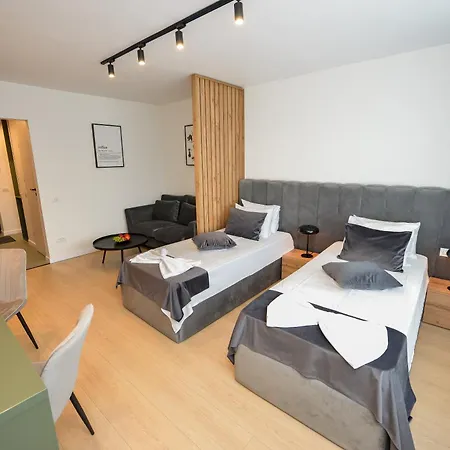 Tower By Grand Accommodation Bucharest Room photo