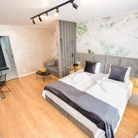 Tower By Grand Accommodation Bucharest Room photo