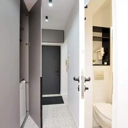 Tower By Grand Accommodation Bucharest Room photo